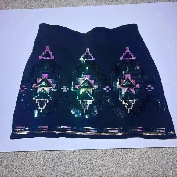 Bongo Juniors Black Sequin Tribal Aztec Geometric Pattern Knit Mini Skirt Sz M - Picture 3 of 7